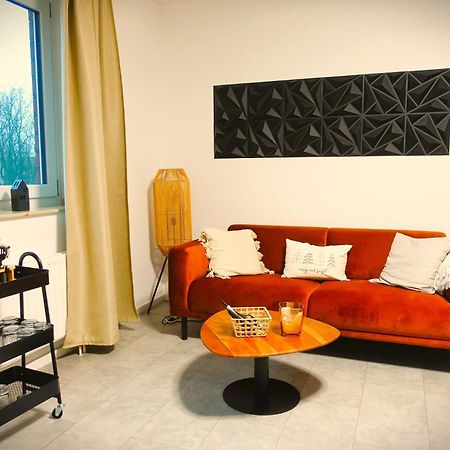 Getaway Apartment - Balkon - Kueche - Ruhe - Waesche - S-Bahn - 60 Qm Дуйсбург Екстериор снимка